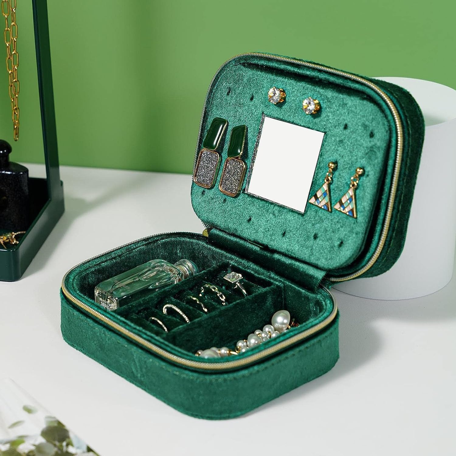 【まとめ売り】雑貨小物　まとめ売りセット Amazon.com: QIKSION Ceramic Christmas Mugs Set of 6, 16oz